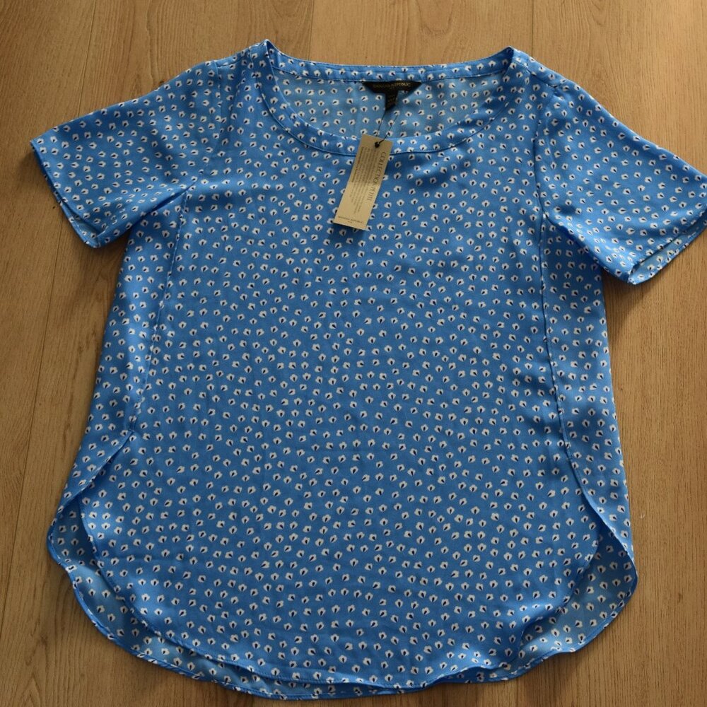 🌼 NWT Banana Republic Blue‎ Blouse – Petite XS 🌼 - Picture 3 of 12